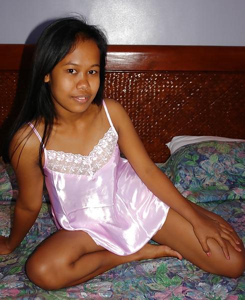 14P The Beauty of Amateur Indonesian Small Tits Wife