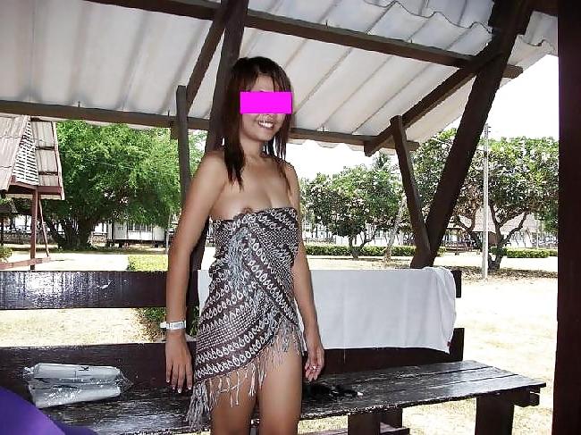 25P Amateur asian housewife exhibitons