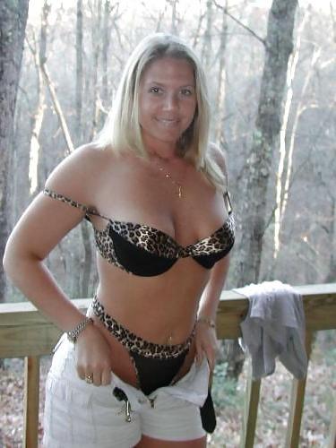 25P Sexy Blonde Amateur Milf, Wive, Mature