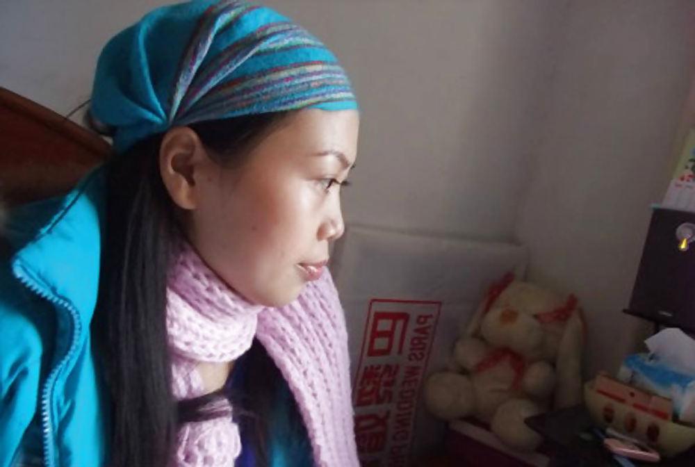 23P The Beauty of Amateur Asian Hairy  Wife