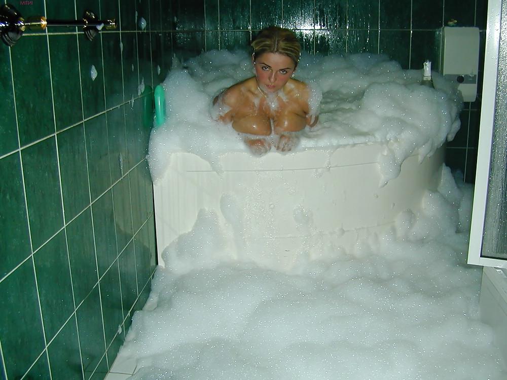 25P Russian Blonde Hairy Slut Amateur