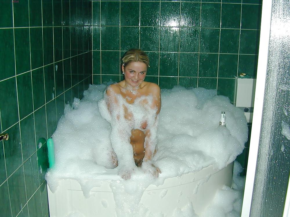 25P Russian Blonde Hairy Slut Amateur