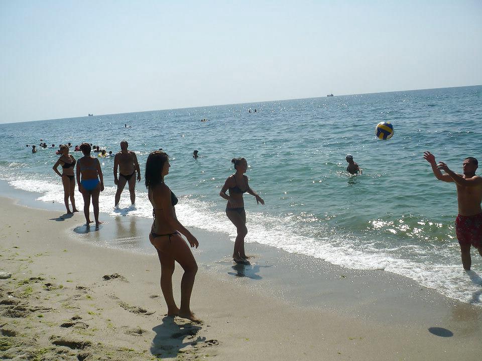25P Bulgarian amateur girls ass pt.2