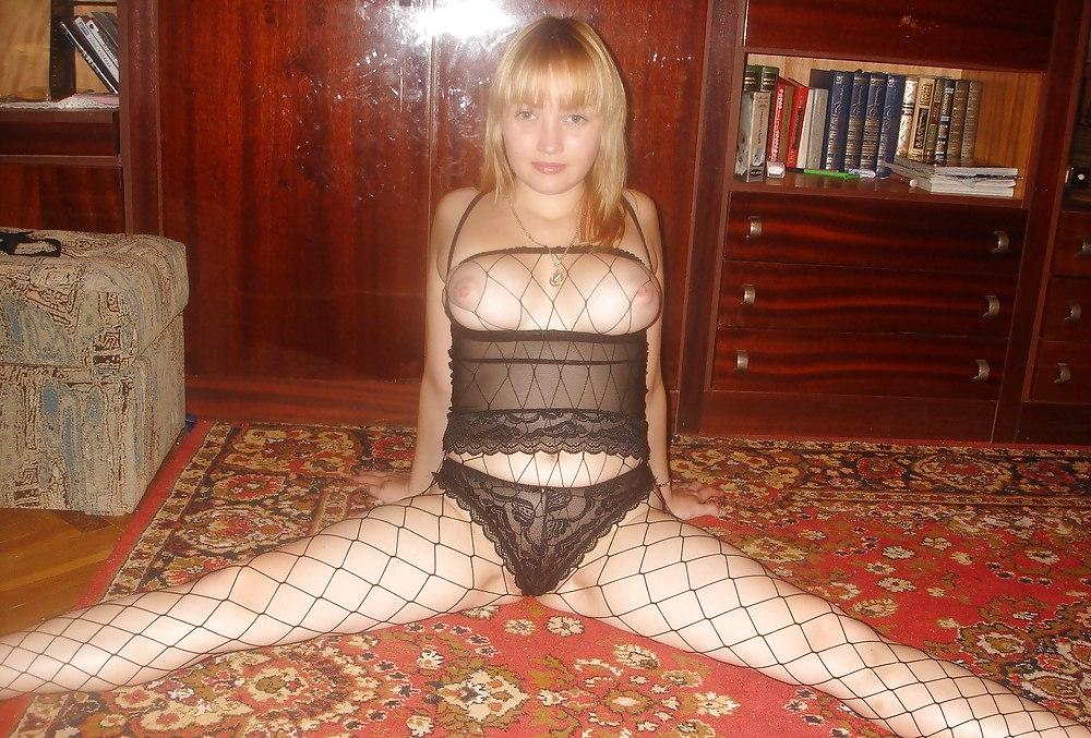 25P Amateur Russian MILFs 10