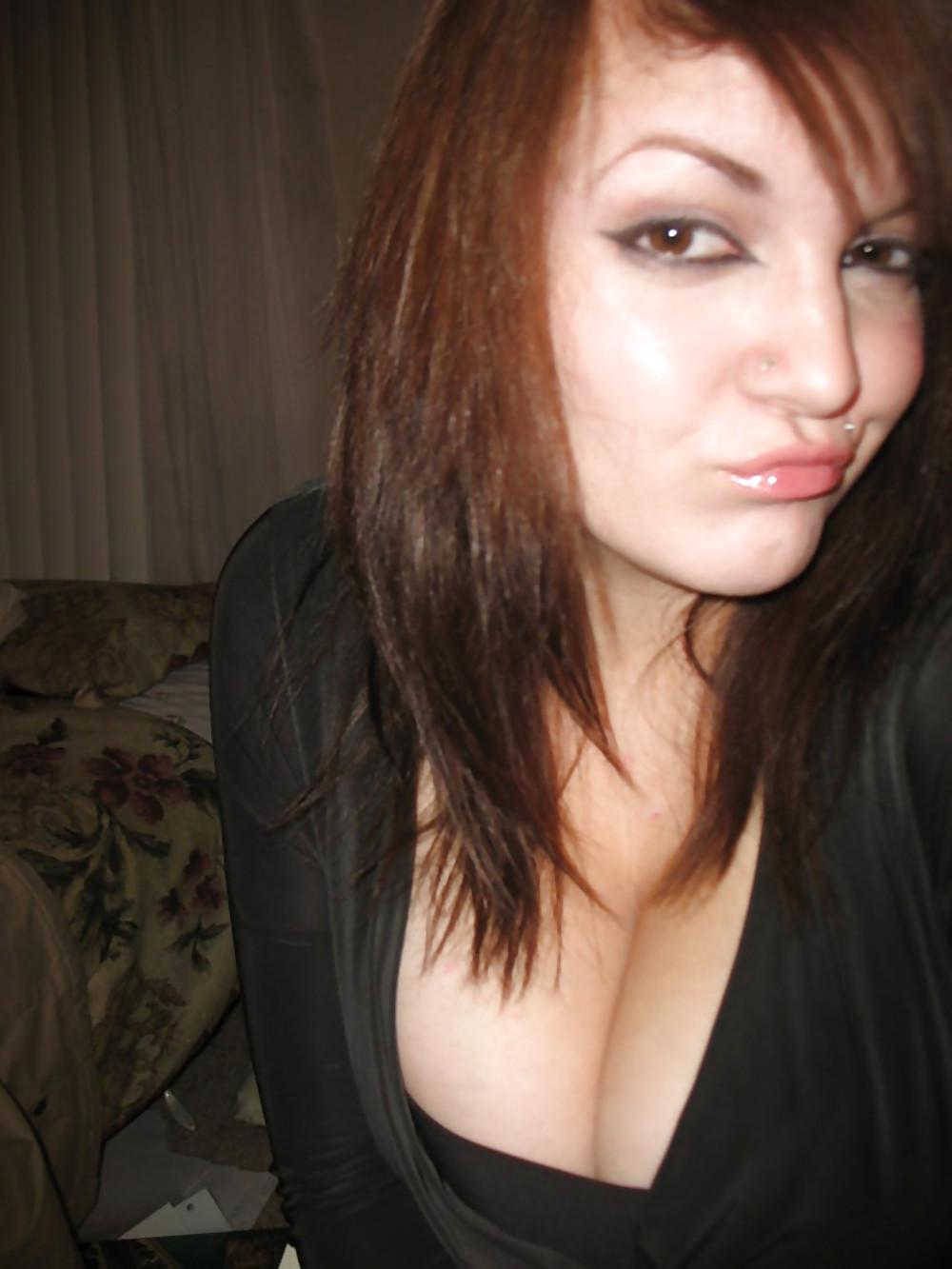 25P Pretty Amateur Big Boobs 2