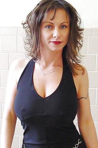 25P Amateur Mature and Milf's that turn me on