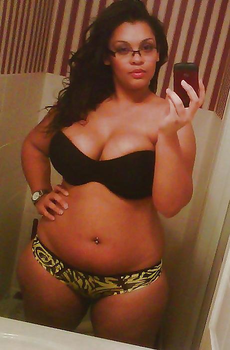 25P Amateur Black Girls Vol 2