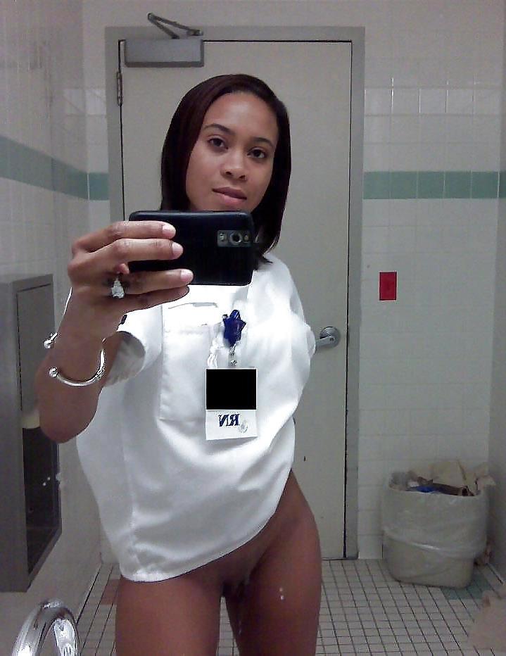 25P Amateur Black Girls Vol 2