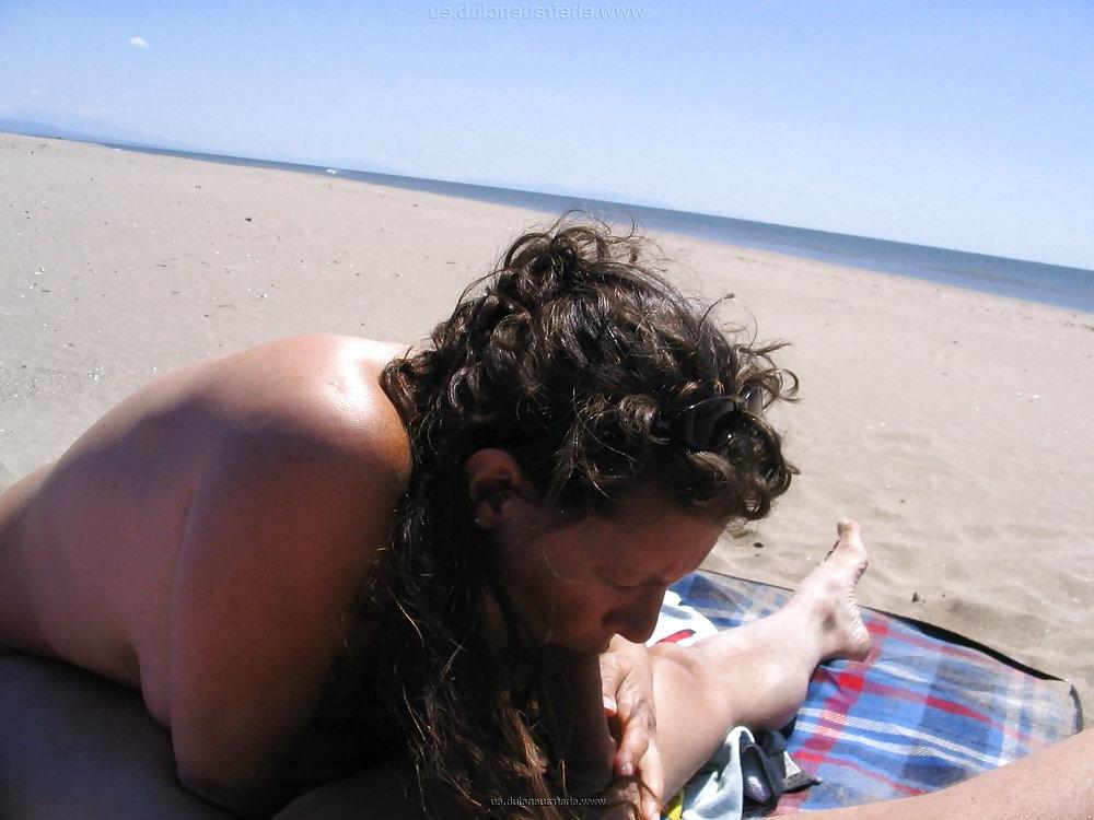 25P Busty mature amateur (Ctk)