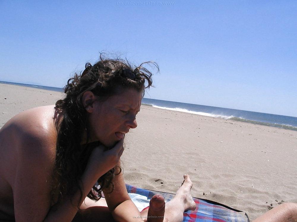 25P Busty mature amateur (Ctk)