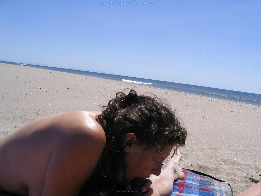 25P Busty mature amateur (Ctk)