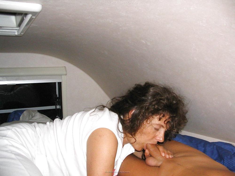 25P Busty mature amateur (Ctk)