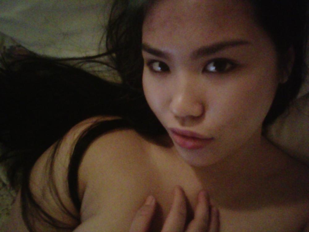 25P Amateur Asian Girls Vol 7