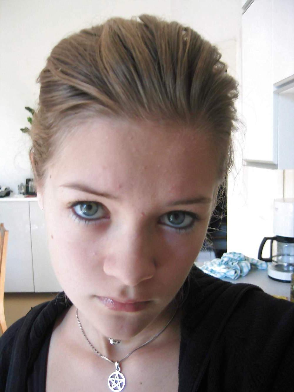 16P Amateur french teengirl