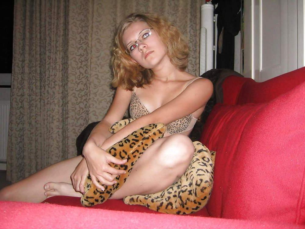 16P Amateur french teengirl
