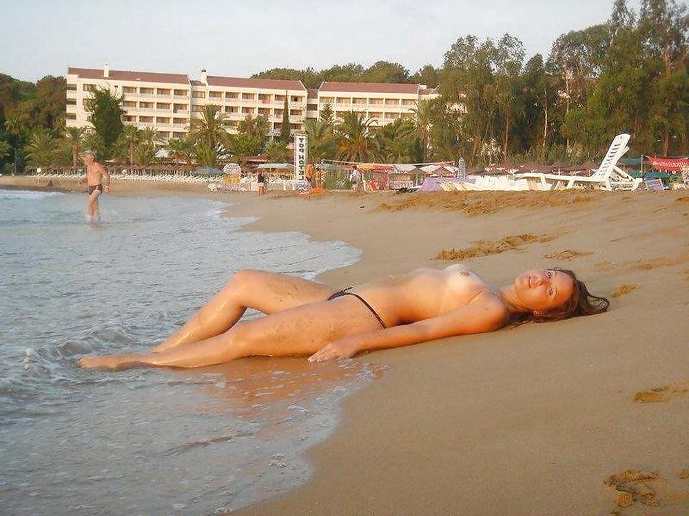 20P Public Amateur Thong Bikini ass and Tits on beach and pool