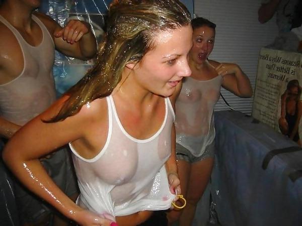 13P Amateur Babes In Wet Tee Shirts