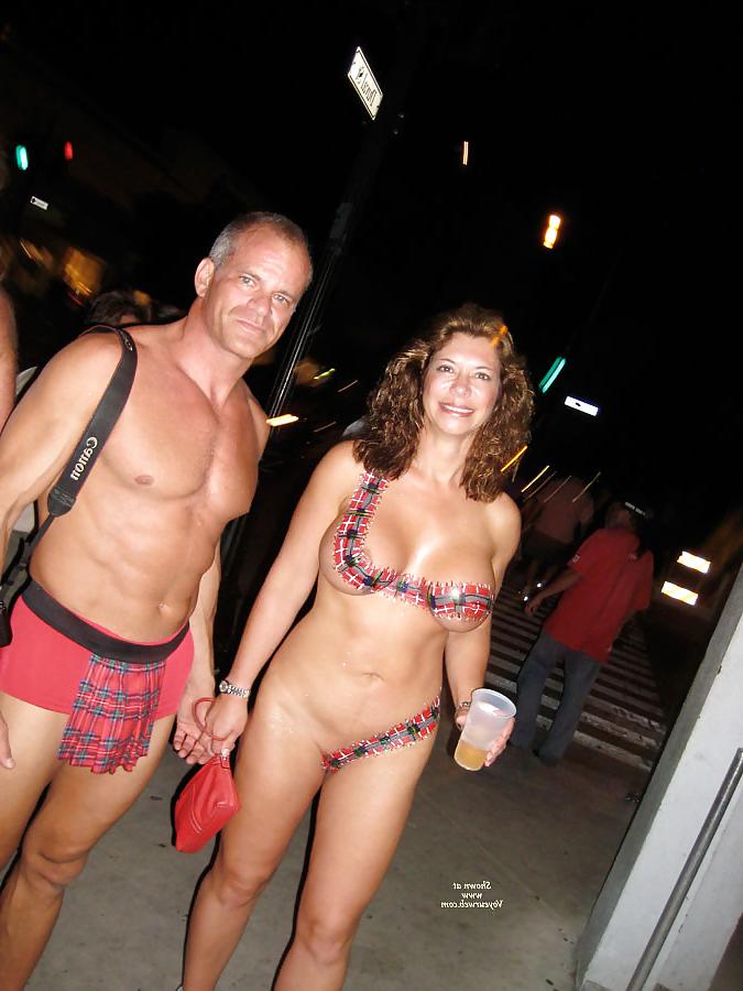 25P Amateur matures out and about with their tits hanging out 7