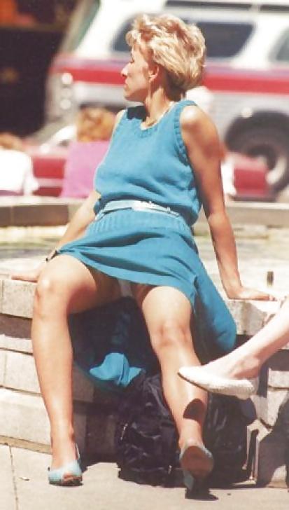 24P Amateur matures pokies,downblouse and upskirt 3. 