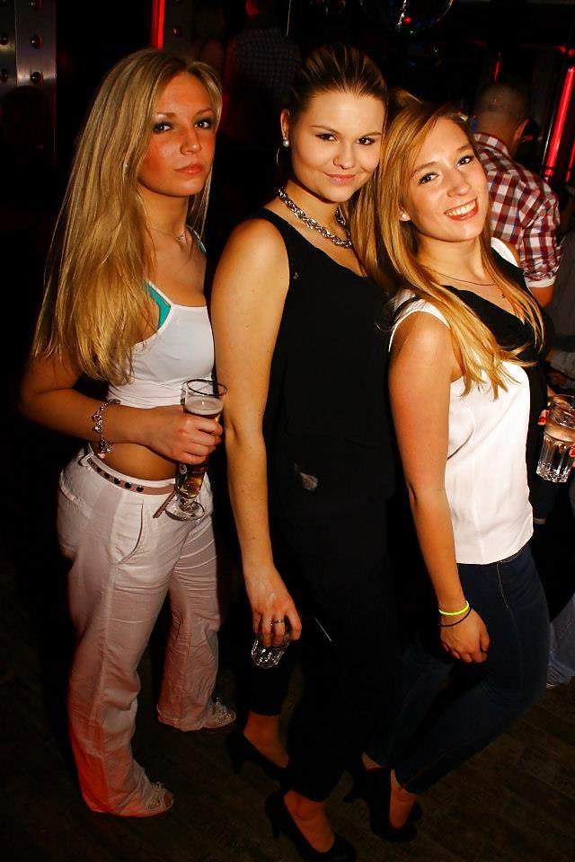23P German Amateur Teen Pics XVI