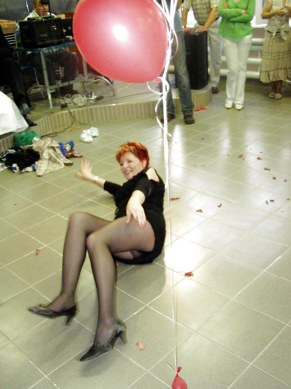 25P Amateur matures pokies,downblouse and upskirt 6.