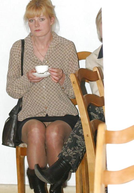 25P Amateur matures pokies,downblouse and upskirt 6.