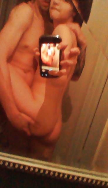 25P Selfie Amateur Couples - Down and Dirty!