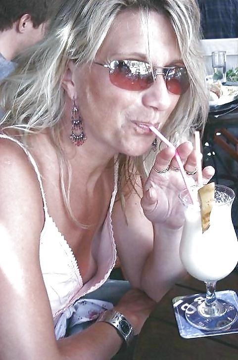 25P Amateur matures pokies,downblouse and upskirt 5.