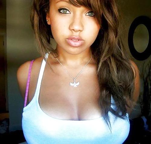 25P Amateur Black Girls Vol 11