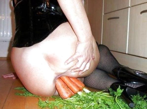 13P AMATEUR SEX TOYS PARTY - COME LICK MY PUSSY 