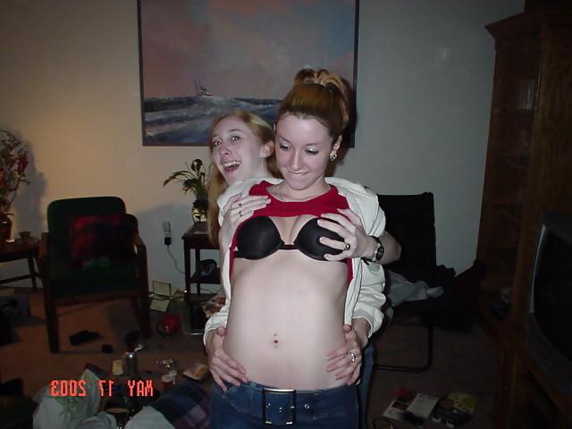 25P Amateur student threesome