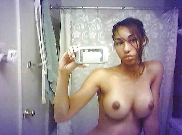 25P Amateur Black Girls Vol 1