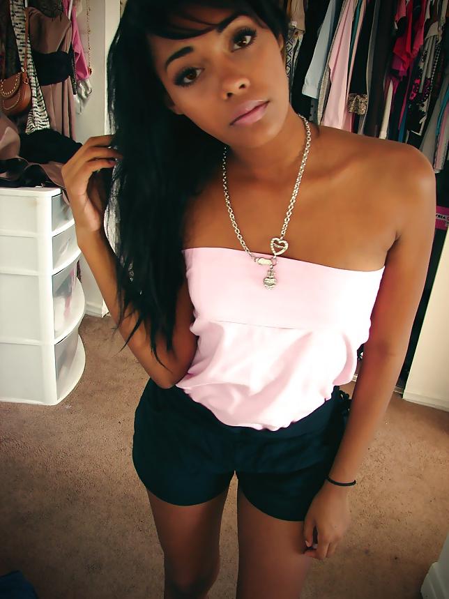25P Amateur Black Girls Vol 1