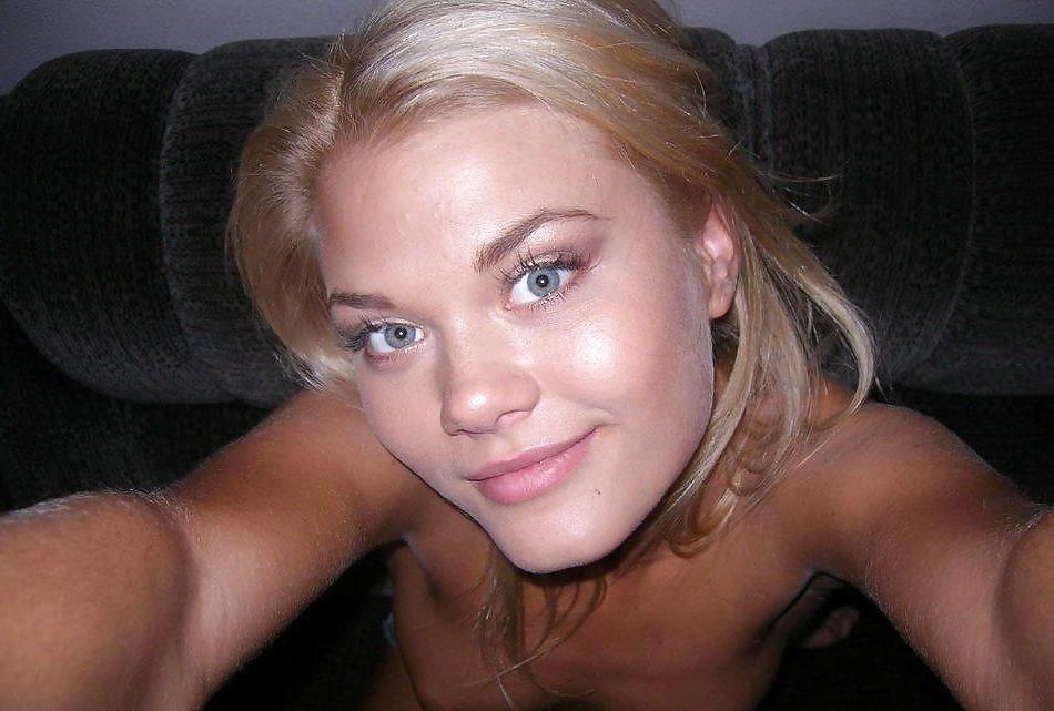 25P Amateur couple