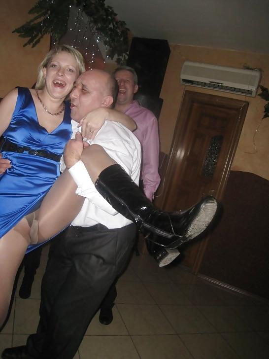 25P Amateur matures pokies,downblouse and upskirt 5.