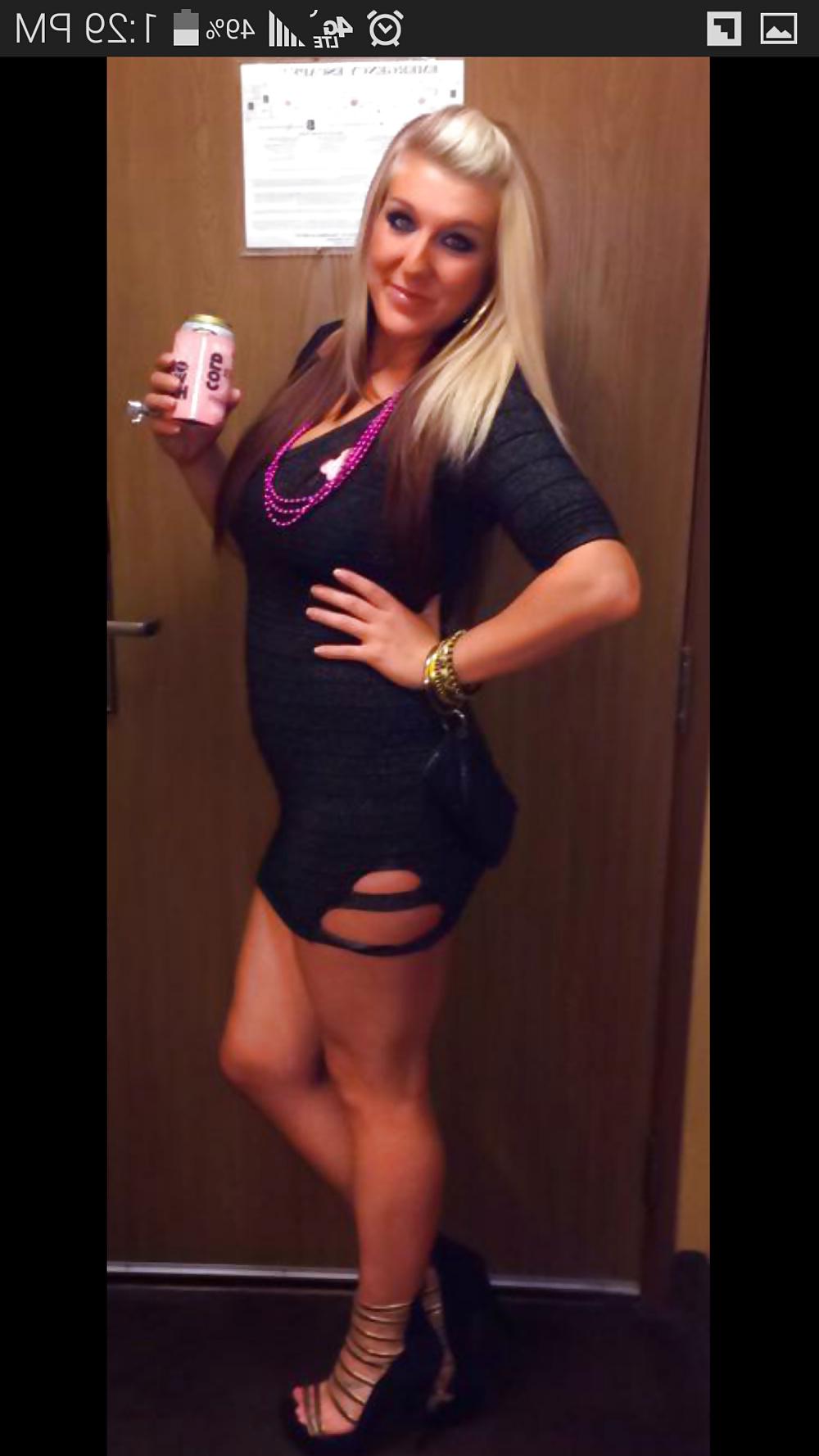 11P Amateur mom big boobs