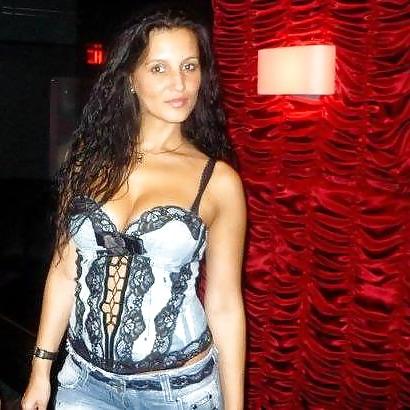 25P Serbian amateur mom