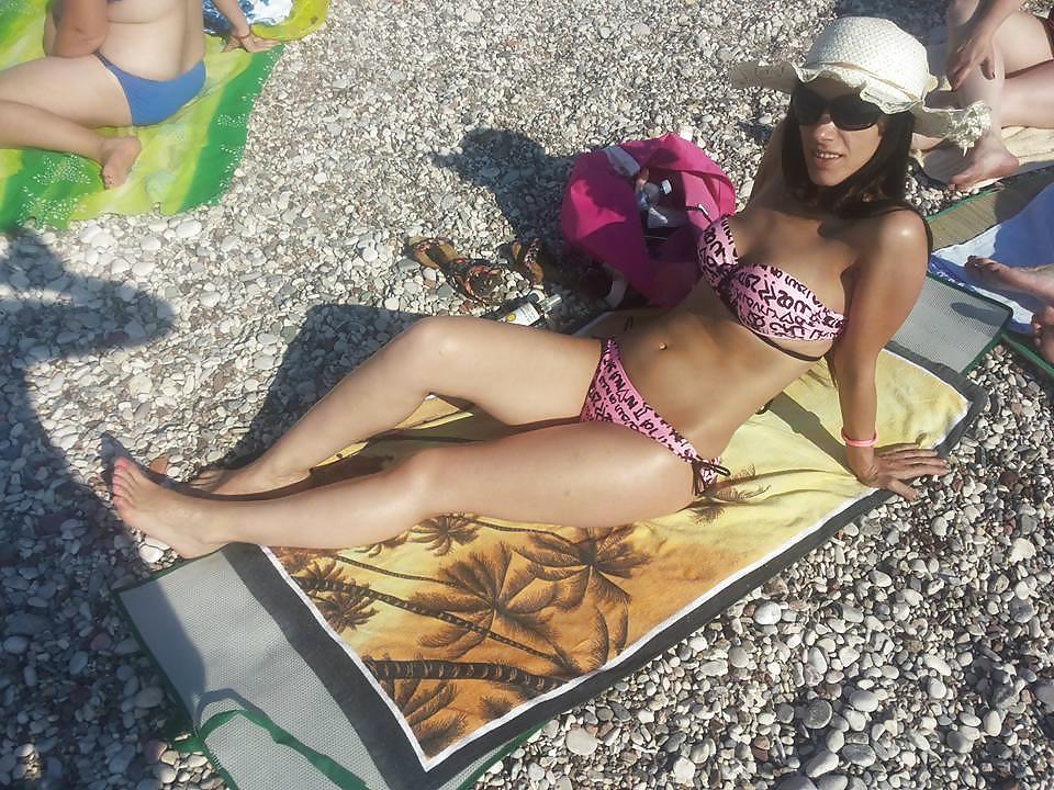 25P Serbian amateur mom