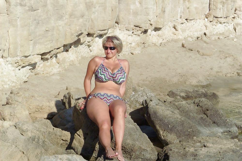 25P Russian mature Busty! Amateur!