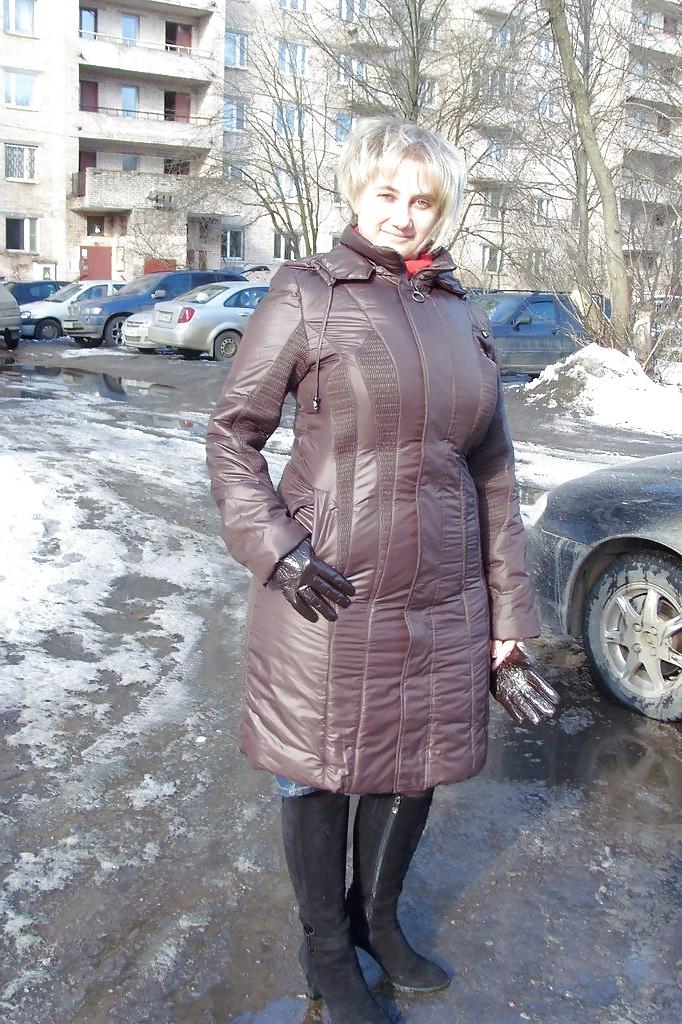 25P Russian mature Busty! Amateur!
