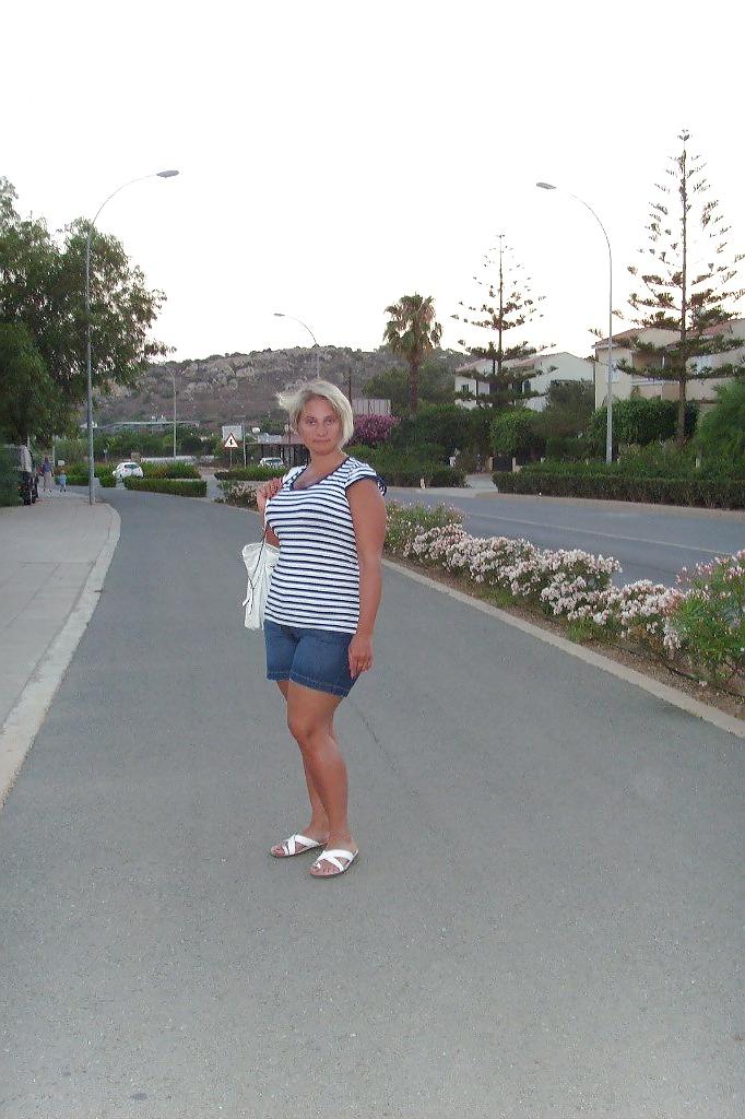 25P Russian mature Busty! Amateur!