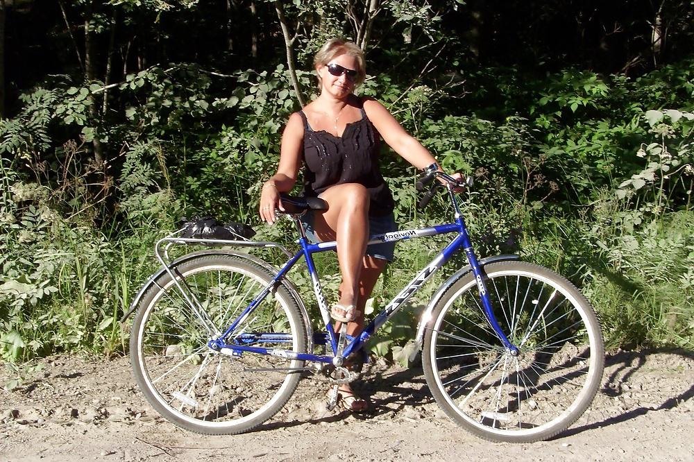 25P Russian mature Busty! Amateur!