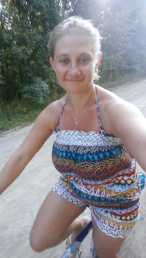 25P Russian mature Busty! Amateur!