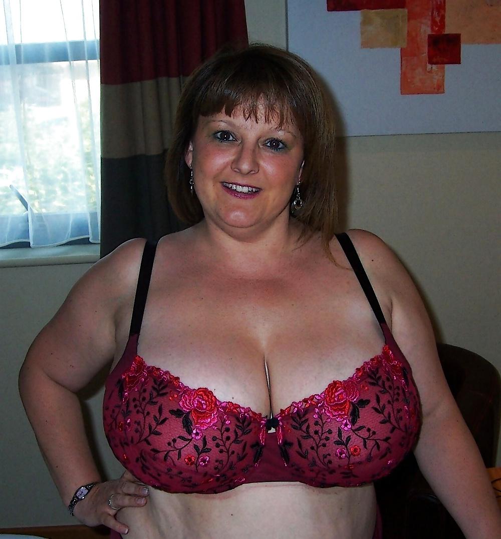 25P Amateur BBW & chubby big tits and more