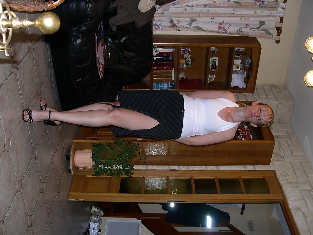 21P France exhib mature milf amateur