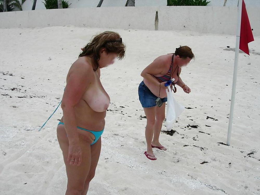 25P Mature Big Tits Amateur-1