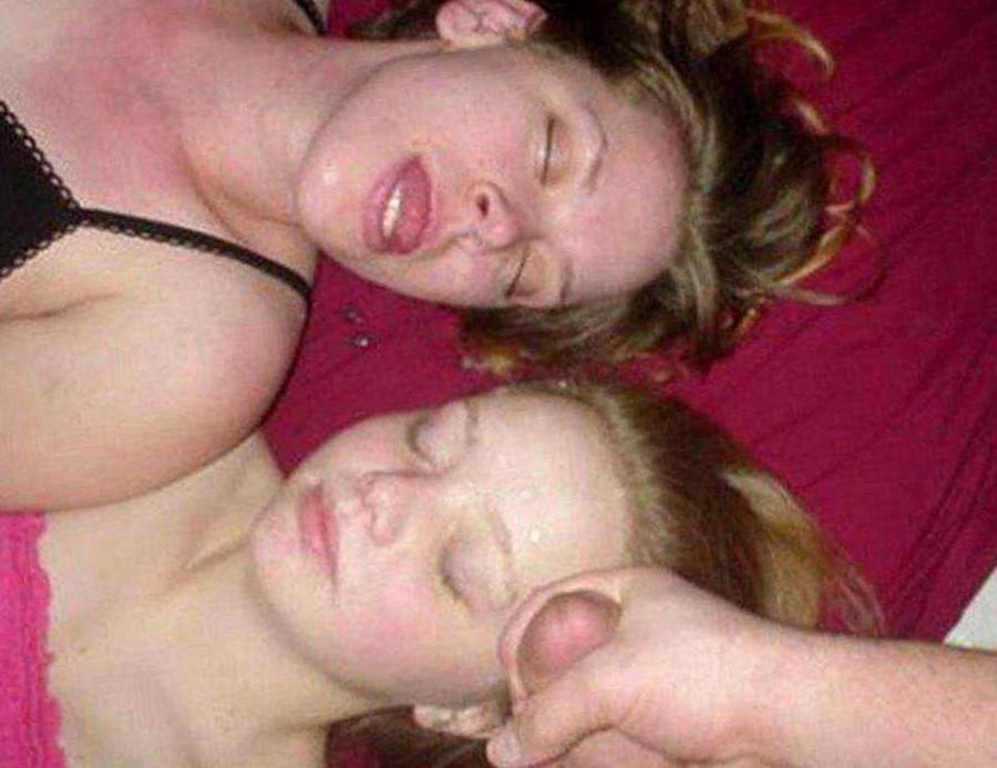 15P Real amateur girlfriends taking facials