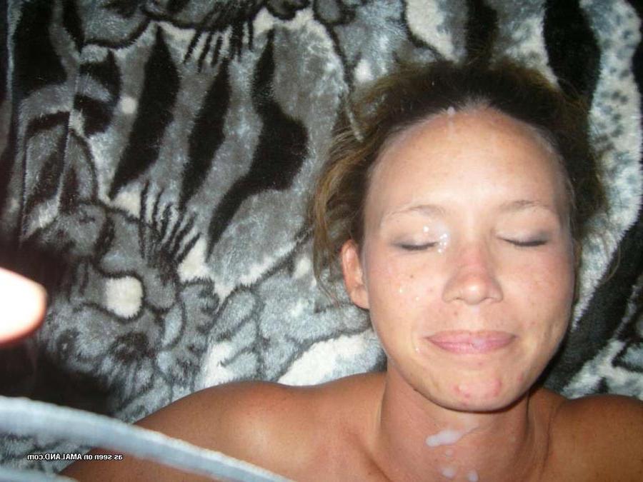 15P Real amateur girlfriends taking facials