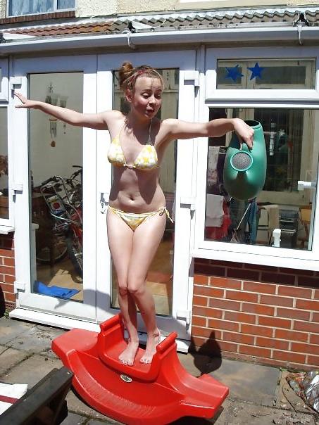 25P Amateur Girls on Holiday