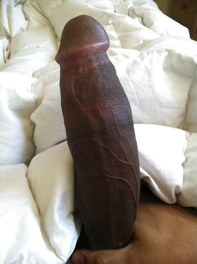 16P Real amateur guy plays with his big fat cock